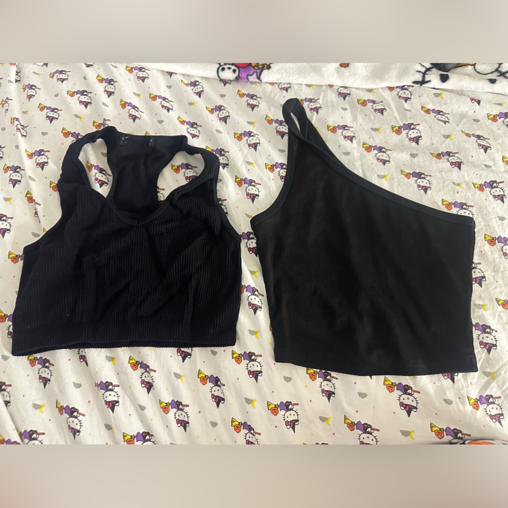 fashion Q crop tops never worn size small